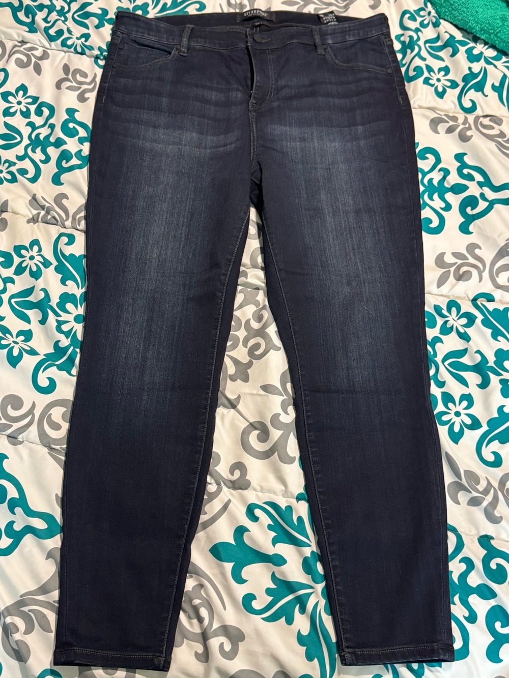 Liverpool Dark Wash Women’s Skinny Jeans